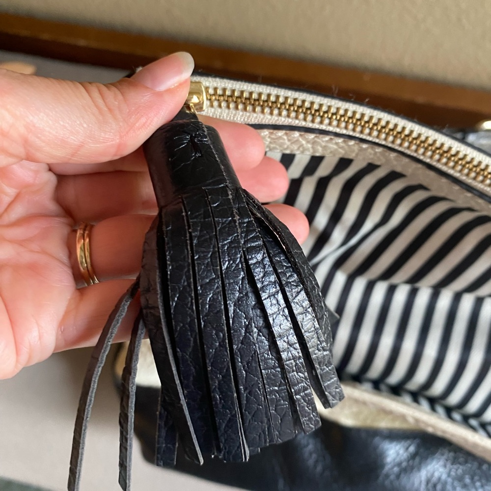 Kate Spade New York| Buttermilk & Black Carmen Southport Avenue Leather - Picture 10 of 12